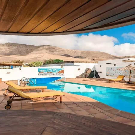 Villa Allende Con Piscina Privada Y Ac Famara