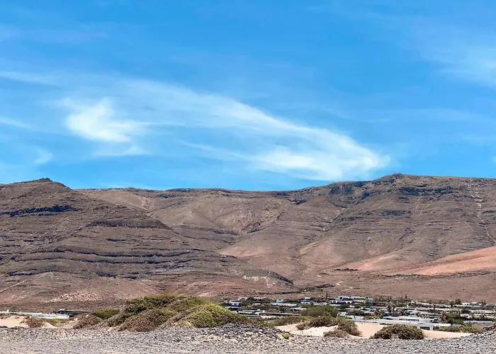 Allende Con Piscina Privada Y Ac Villa Famara